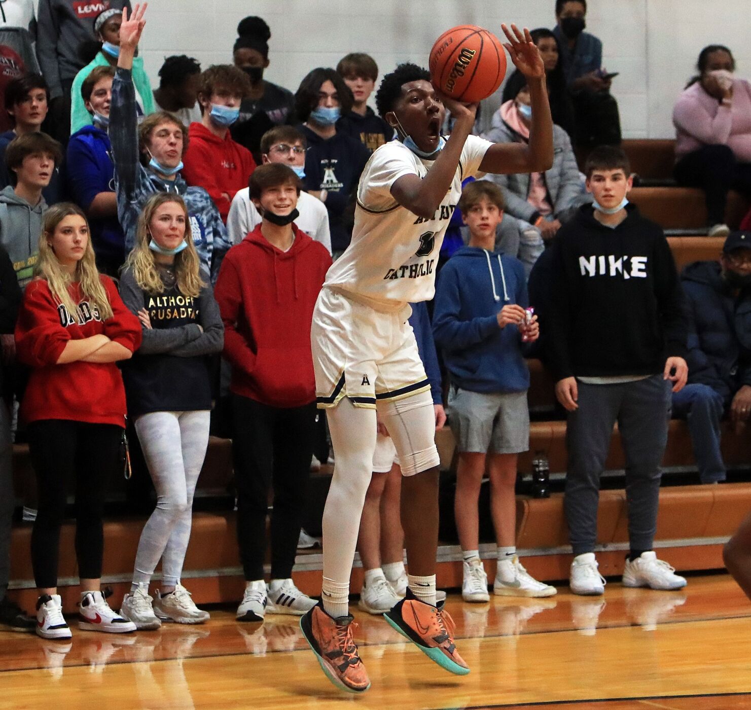 Lincoln Tournament: Cahokia 62, Althoff 54